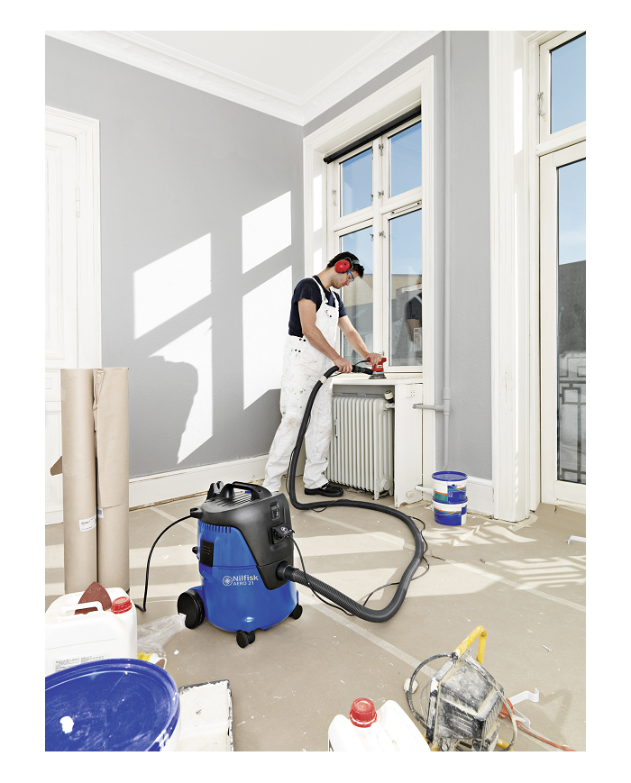 ASPIRATEUR EAU ET POUSSIÈRE