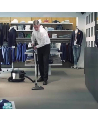 ASPIRATEUR POUSSIÈRES