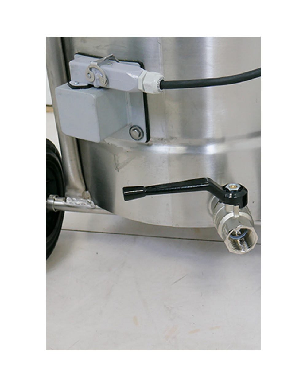 ASPIRATEUR POUR LIQUIDES